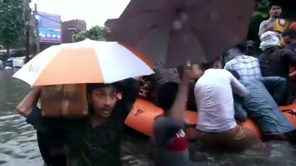 Video herunterladen: Las lluvias torrenciales dejan al menos 50 muertos en la India