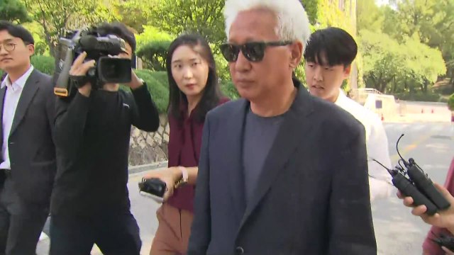 '위안부 망언' 류석춘 인사위 개최...'강의 배제' 결정 / YTN