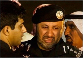 لحظات مؤثرة في وداع اللواء عبد العزيز الفغم ‏حارس الملك سلمان