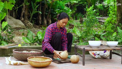 Delicious coconut meat stock I Make flower pots from coconut shells