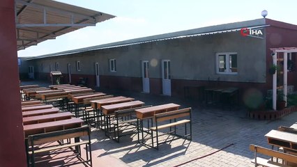 - Türkiye’den Azez’e okul desteği