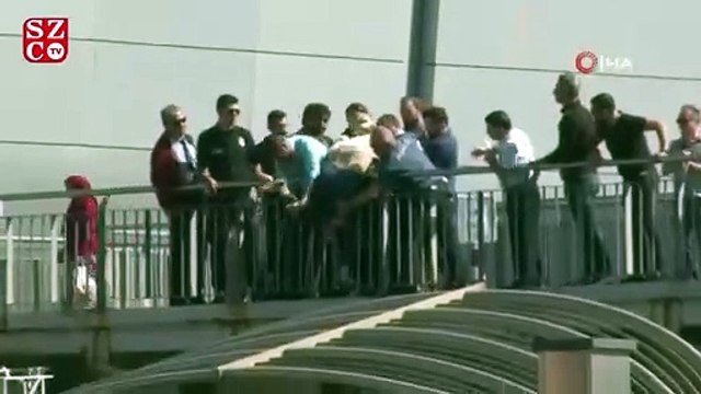 Beylikdüzü metrobüs köprüsünde intihar girişimi