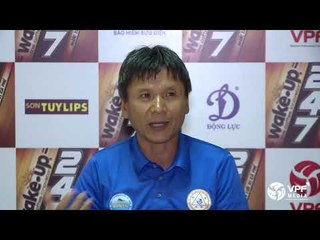 HLV Võ Đình Tân "đá xoáy" Mạc Hồng Quân hành xử không văn minh | NEXT SPORTS