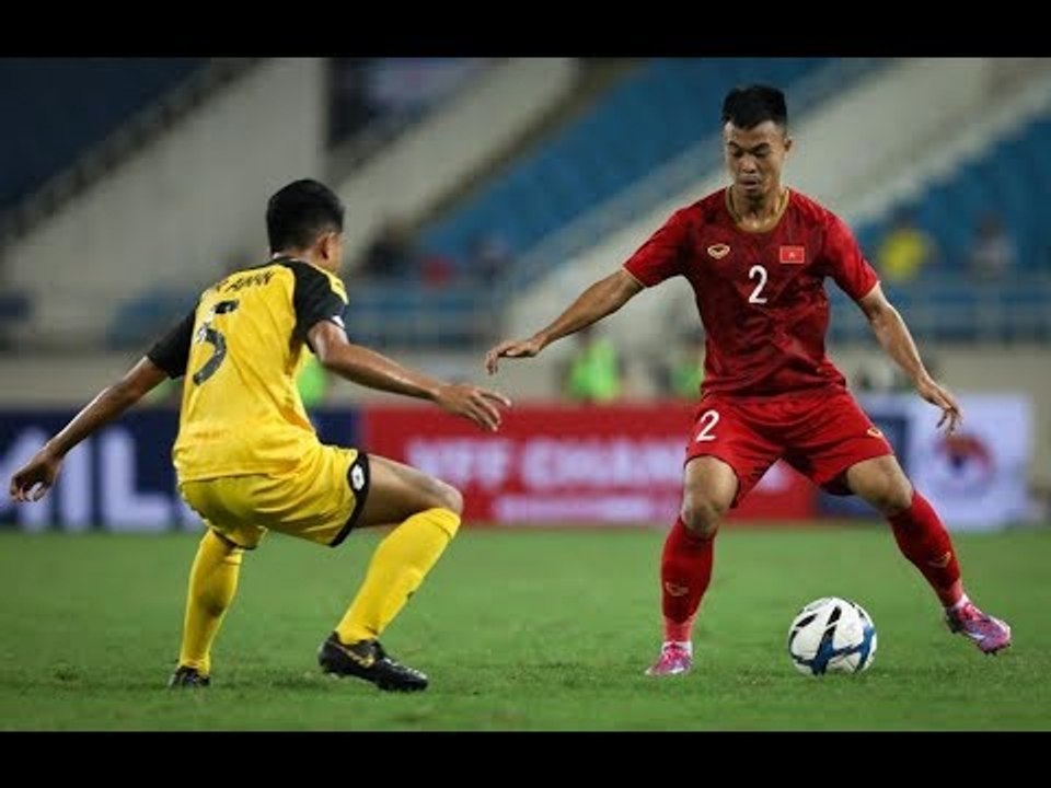 Sau Văn Hậu, Hồng Duy.. HLV Park Hang-seo có thêm một "máy chạy" bên hành lang trái | NEXT SPORTS