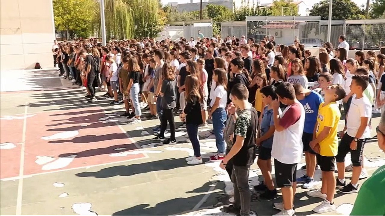 Αγιασμός και μαθήματα στο 9ο γυμνάσιο Λαμίας