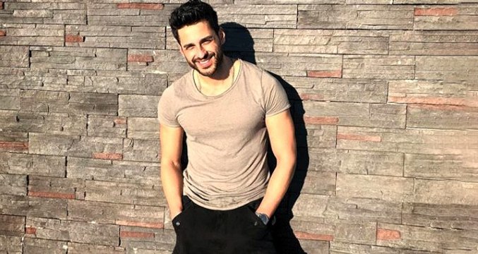 Yakışıklı oyuncu Ekin Met Daymaz, askere gideceğini sosyal medya hesabından duyurdu