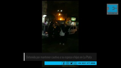 Download Video: Armado con un cuchillo mantuvo cautivas a su esposa y a sus hijas en su casa de El Mondongo