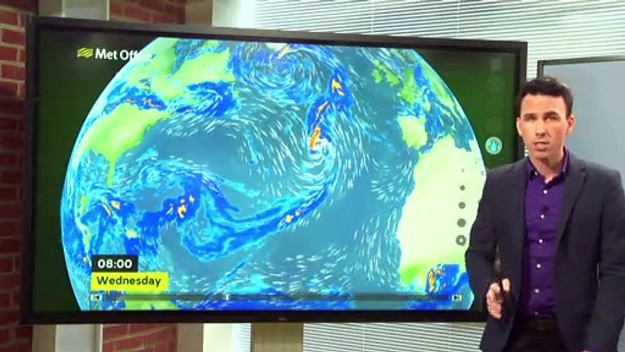 Is Hurricane Lorenzo moving towards Northern Ireland?