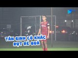 Tân binh Hà Minh Tuấn rụt rè trong các buổi tập của ĐT Việt Nam trước Vòng loại World Cup 2022