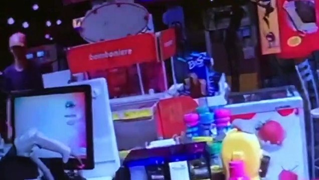 Assalto: câmeras flagram ladrões que agiram em posto de combustível na Av. Brasil