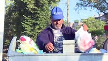 غجر الروما في كوسوفو يجمعون القمامة لتحصيل لقمة العيش
