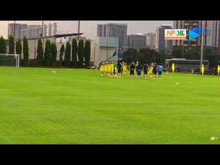 Bão lớn siêu to khổng lồ trước thềm buổi tập quan trọng của đội tuyển Việt Nam