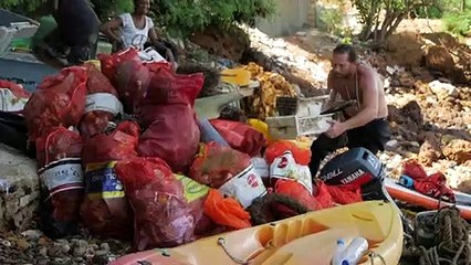 Au Sénégal, des plongeurs traquent le plastique jusqu’au fond de l’Atlantique