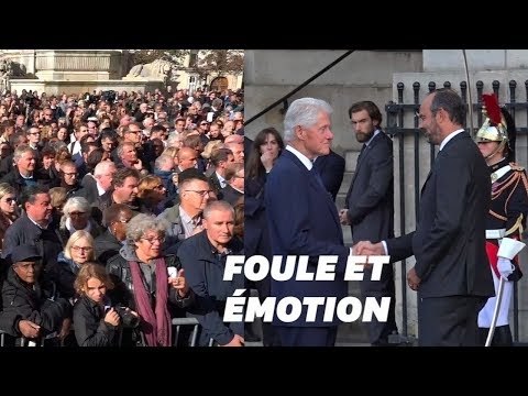 À Saint-Sulpice pour l'hommage à Jacques Chirac, foule et personnalités étaient présentes