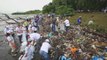 Cientos de panameños se unen en una gran jornada de limpieza de playas