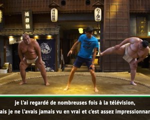 Tokyo - Djokovic s'essaye au sumo !