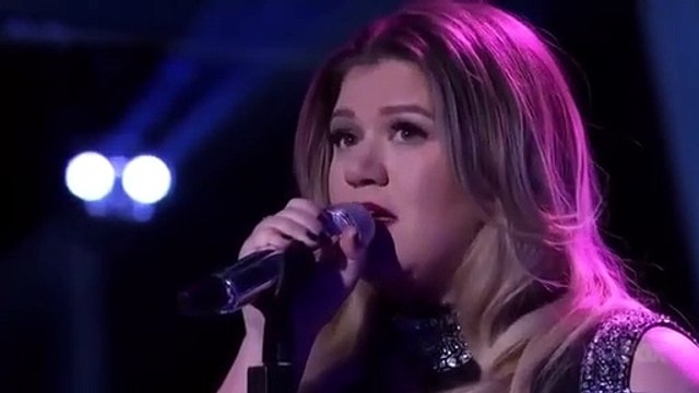 Kelly Clarkson - piece by piece