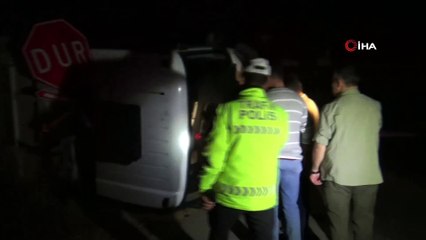 Lokomotif çöp kamyonuna çarptı: 3 yaralı