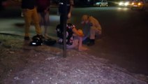 Duas pessoas se ferem em colisão entre motos