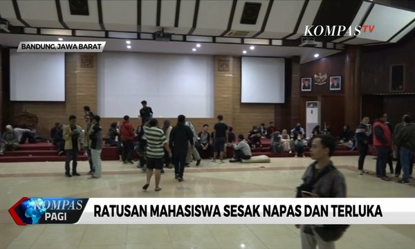 Unjuk Rasa di Bandung Berakhir Ricuh, Ratusan Mahasiswa Sesak Napas dan Terluka