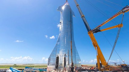 Watch Elon Musk unveil his latest plan for conquering Mars