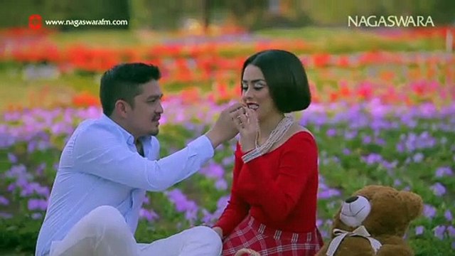 Selvi Kitty - Harapanku (Official Music Video NAGASWARA) #music