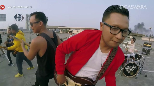 Romance - Bertahan (Official Music Video NAGASWARA) #music