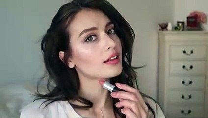 11 Lipstick Colors For Fair Skin That Will Give You A Porcelain Glow