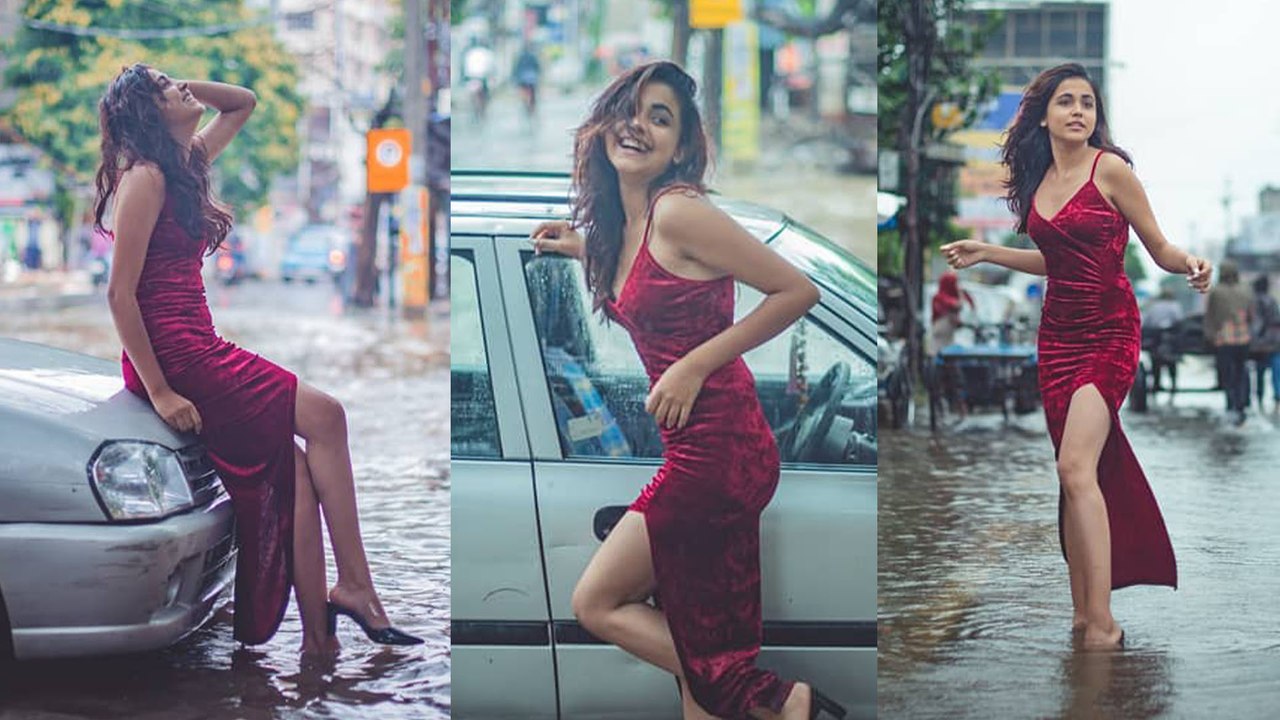 Meet the Mermaid in Disaster Girl | Viral Video |  BoldSky Kannada