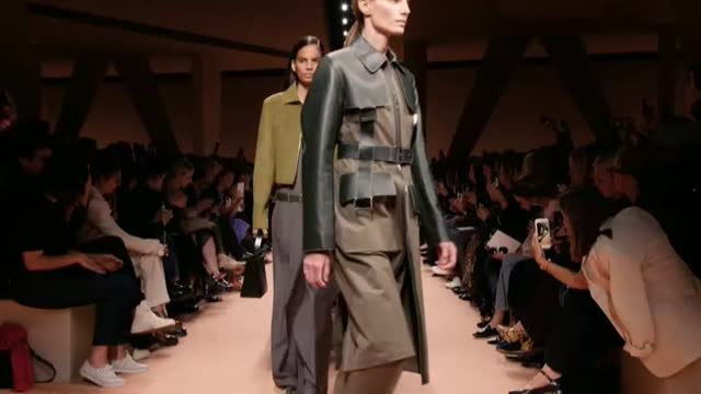 París pone fin a su semana de la moda con Hermés, uno de sus diseñadores estrella