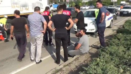 Hamile kadın ana yoldan geçmek isterken canından oldu