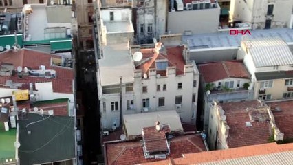 Beyoğlu'nda çökme riski bulunan bina havadan görüntülendi