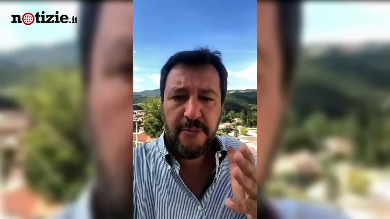Salvini in Umbria: "I futuri governatori diranno di no ai migranti" | Notizie.it