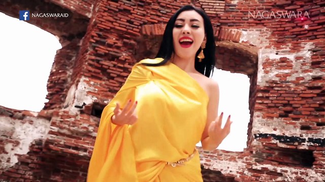 Baby Sexyola - Hello Sayang (Official Music Video NAGASWARA) #music