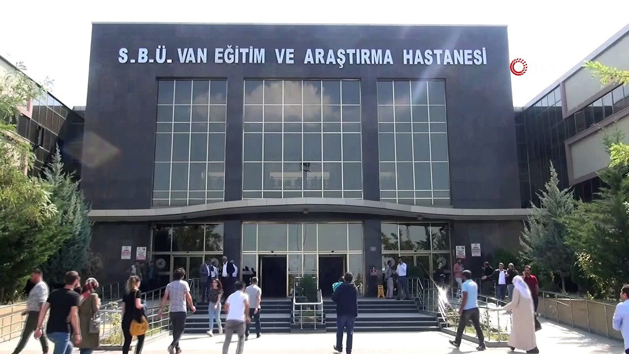 Yemek borusu kanseri 43 yaşındaki hasta 'laparoskopik' yöntemle sağlığına kavuştu