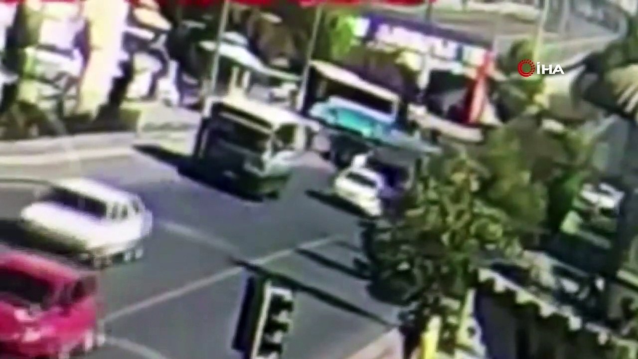4 kişinin hayatını kaybettiği feci kazada otobüs şoförü adliyeye sevk edildi