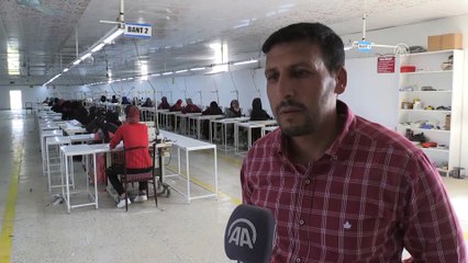 Tarım işçisiydiler şimdi ünlü markalara kıyafet dikiyorlar - ŞANLIURFA