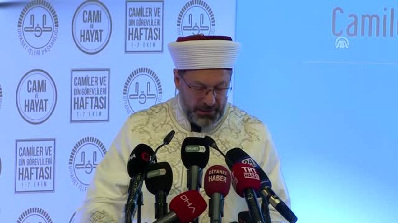 Erbaş: "Birlik ve beraberlik duygularının en üst seviyede uzlaştığı zemindir camiler"