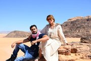 رقص مودل أمين وزوجته دكتورة خلود في صحراء الأردن.. وضيفان يشعلان الرحلة