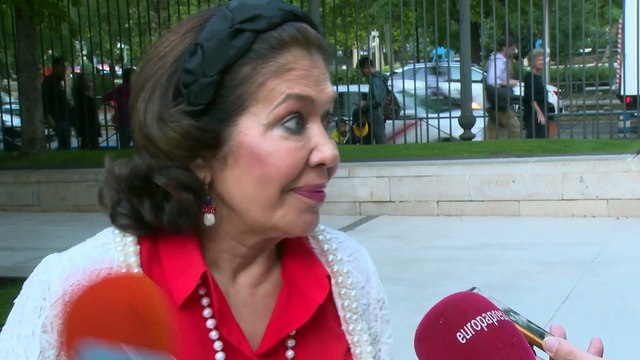 La madre de Elena Tablada se enfrenta a David Bisbal: sigue dando la lata