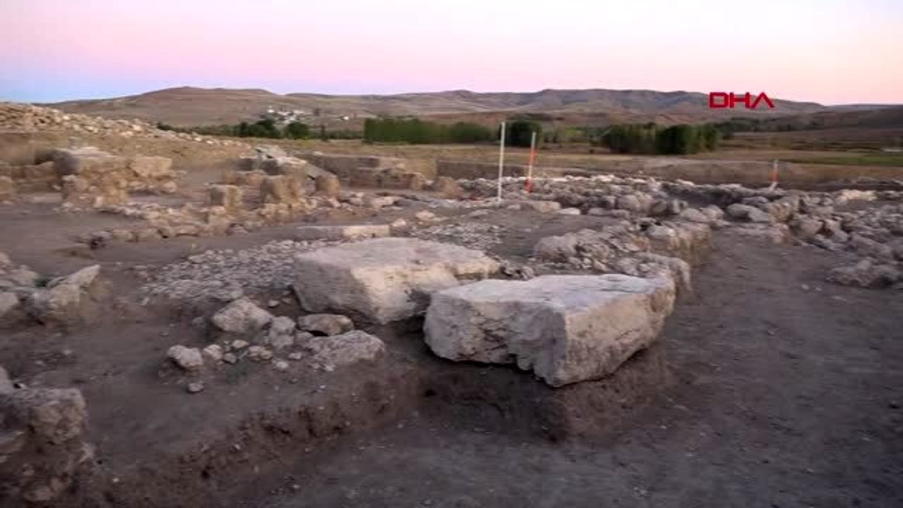 Sivas hitit şehri samuha'da kazı çalışmaları sürüyor