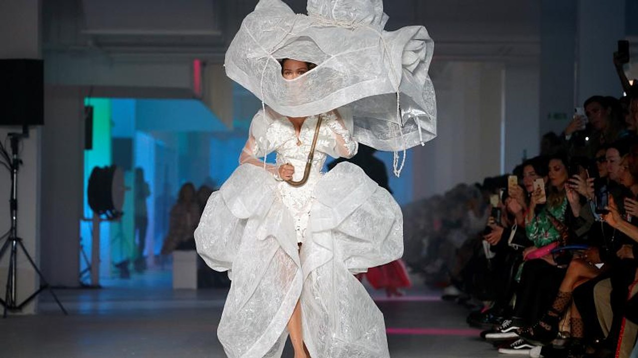 Kronthaler für Vivienne Westwood: 'Rock Me Amadeus'