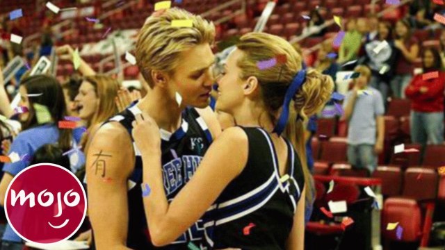 Top 10 Lucas & Peyton Moments on One Tree Hill