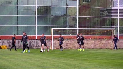 "Hocamız ayrılmakta kararlıydı. İkna ettik"