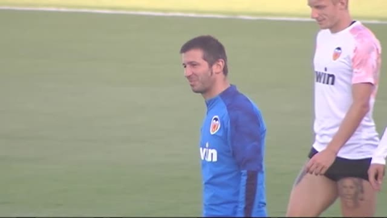 El Valencia CF prepara su partido contra el Ajax en Champions League