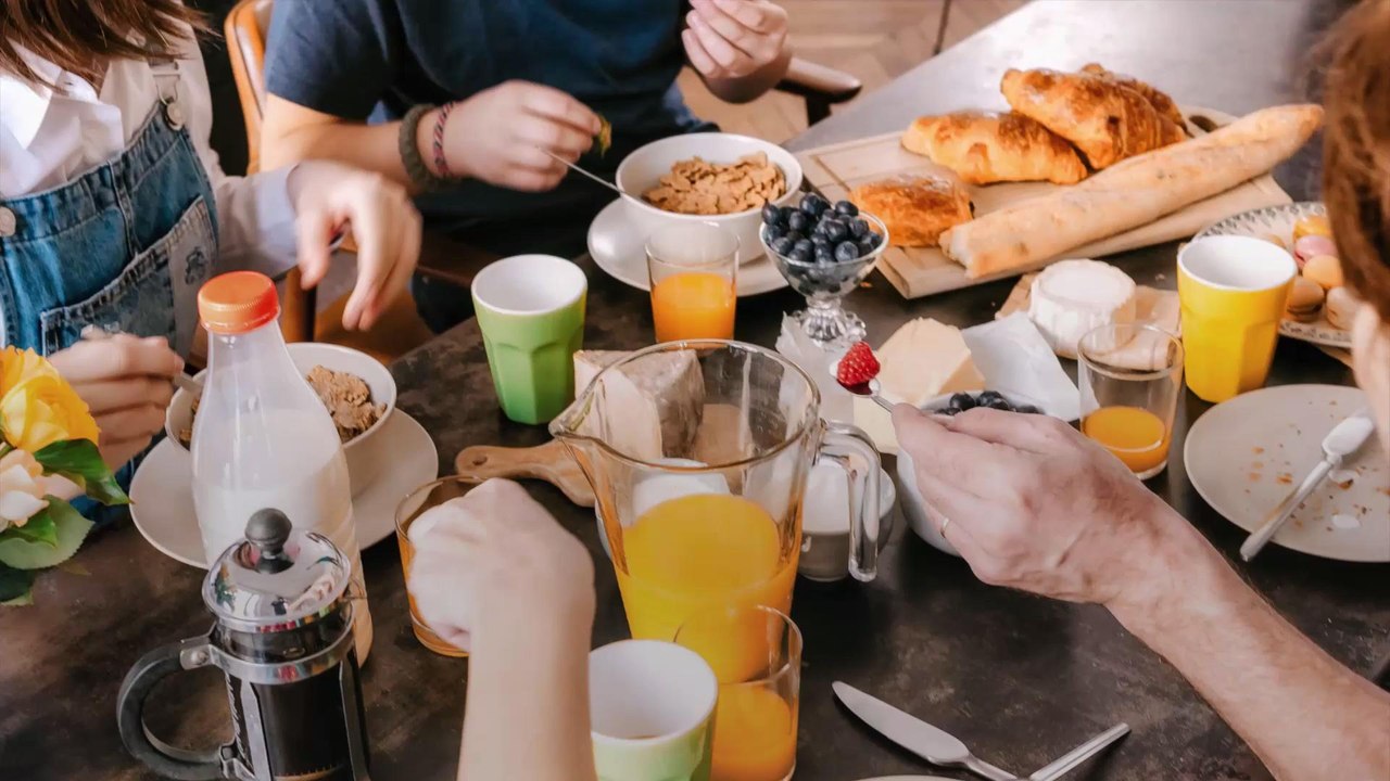 10 Easy Breakfasts Fit for a Crowd