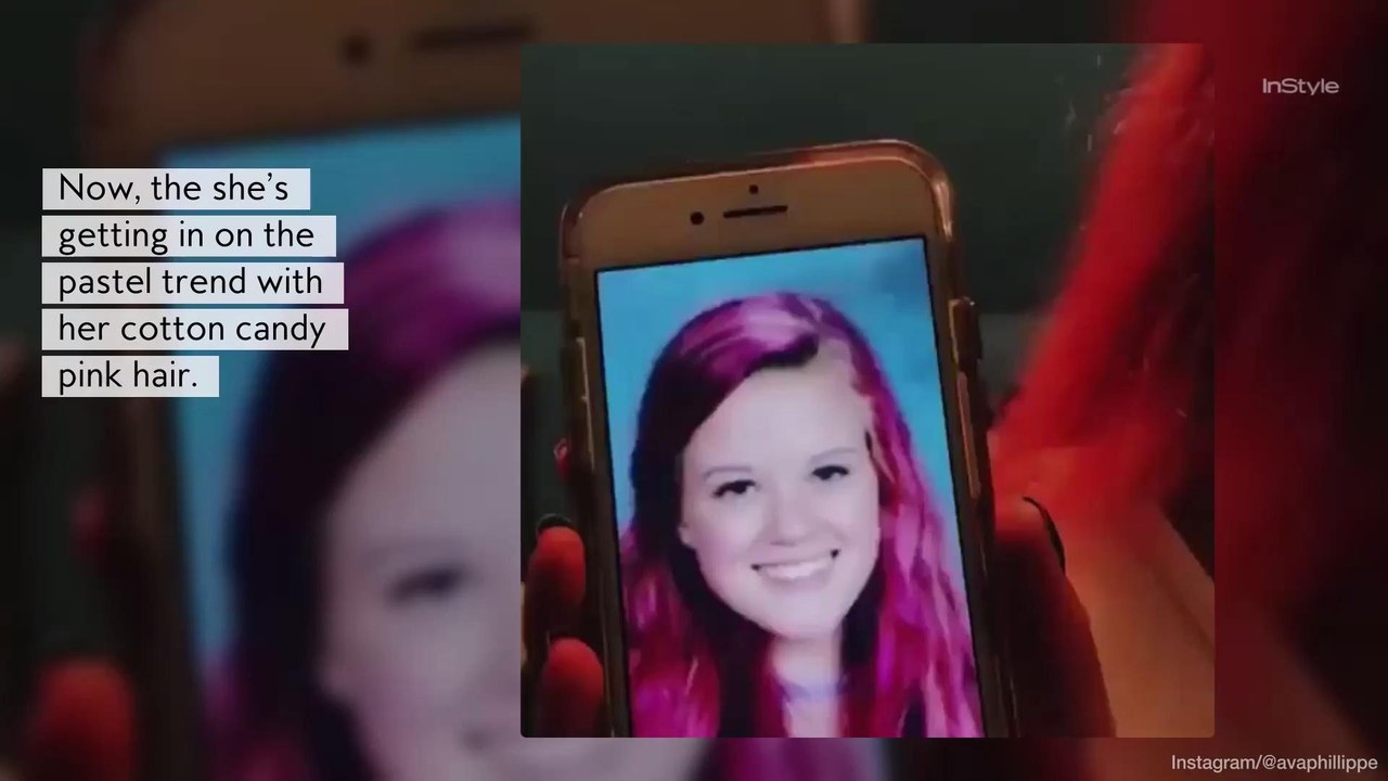 Even With Pastel Pink Hair Ava Phillippe Still Looks Just Like Her Mom Reese Witherspoon