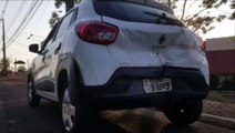 Gestante fica ferida após colisão entre carros na Avenida Tancredo Neves