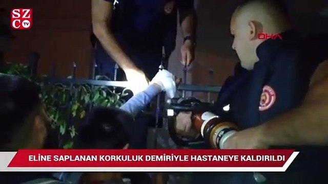 Eline saplanan korkuluk demiriyle hastaneye kaldırıldı