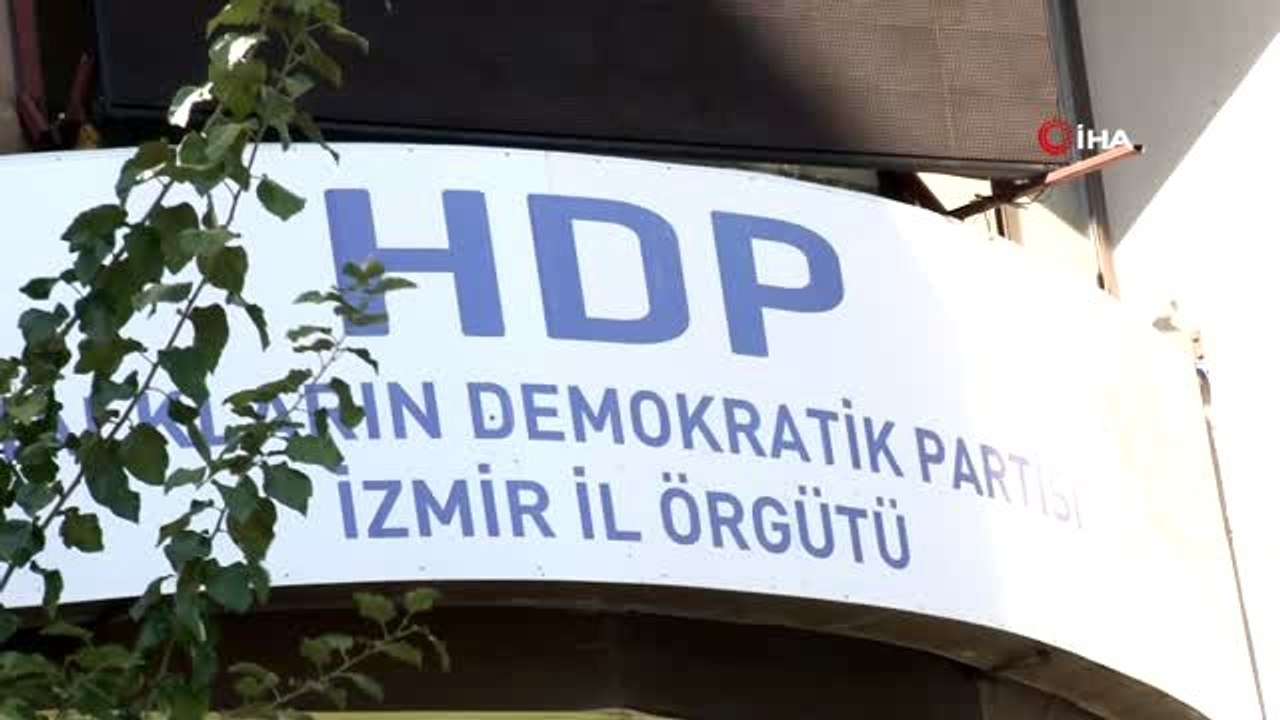 Ünlü Oyuncu Hanifi Koç'tan Diyarbakır'daki annelere İzmir'den destek